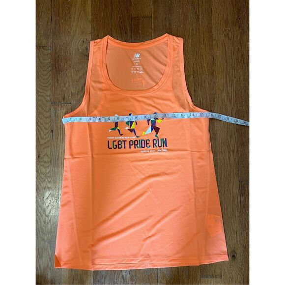NEW BALANCE LGBT PRIDE 2024 NYRR RACE TOP - Picture 2 of 9